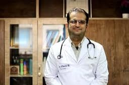 تصویر دکتر حسام الدین منشی متخصص داخلی در بندرکنگان