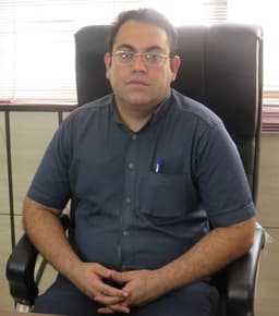 تصویر دکتر کیومرث ایزدپناه متخصص جراحی کلیه، مجاری ادراری و تناسلی (اورولوژی) در شیراز